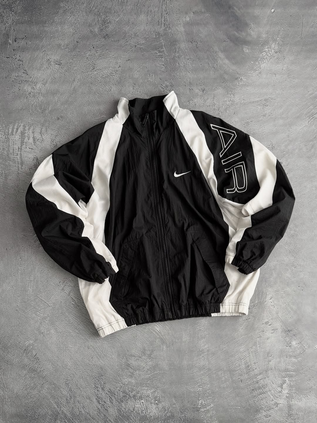 Nike Retro Windbreaker Jacket