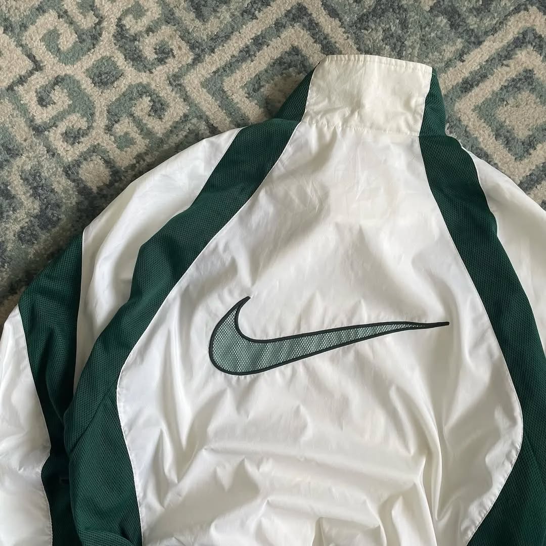 The Retro Nike Color-Green Windbreaker