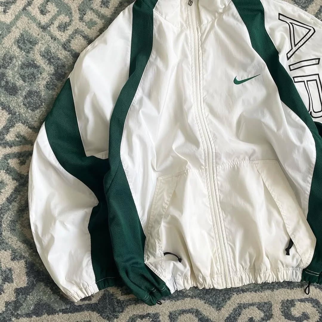 The Retro Nike Color-Green Windbreaker