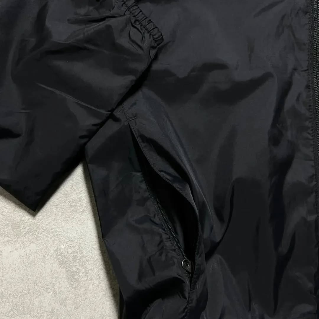 Black Nike Windbreaker (Plain)