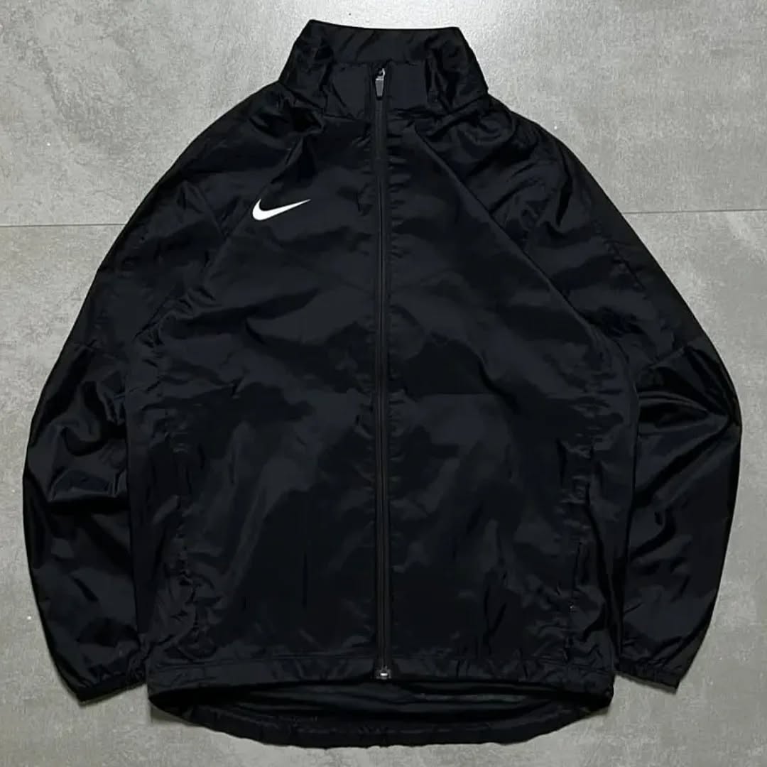 Black Nike Windbreaker (Plain)