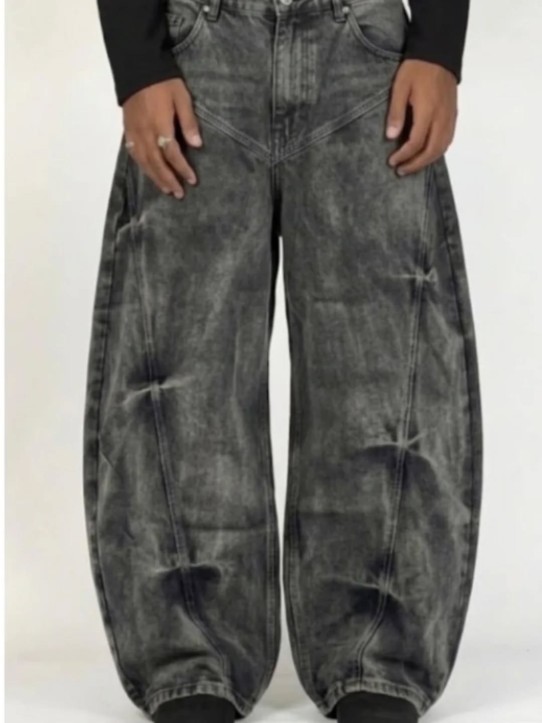 wide-leg trousers are a staple of contemporary streetwear fashion