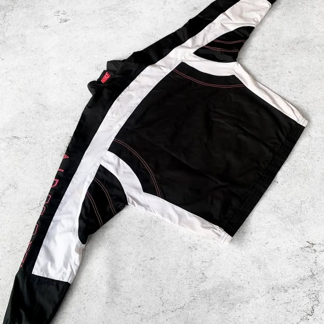vintage-style Nike Air Max windbreaker jacket