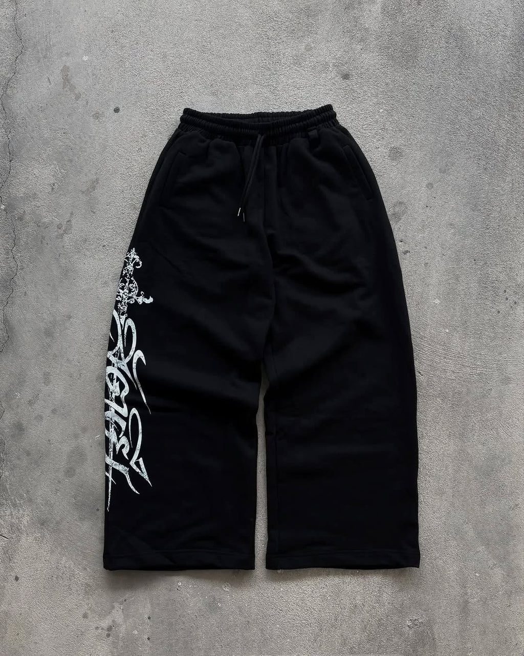 wide-leg streetwear sweatpants