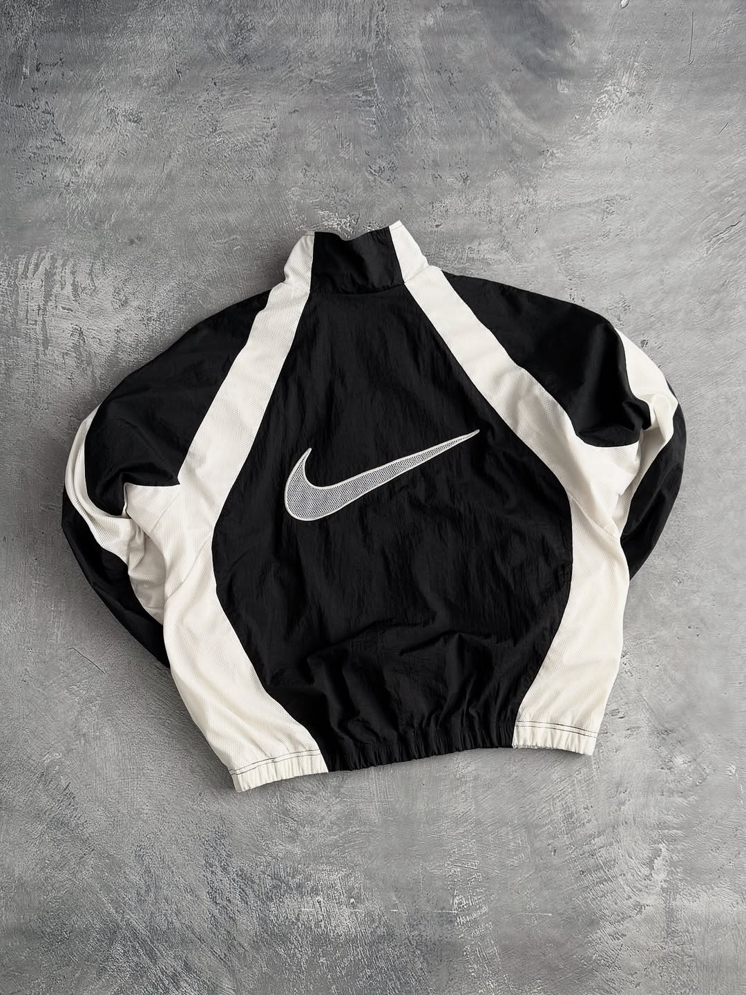 Nike Retro Windbreaker Jacket