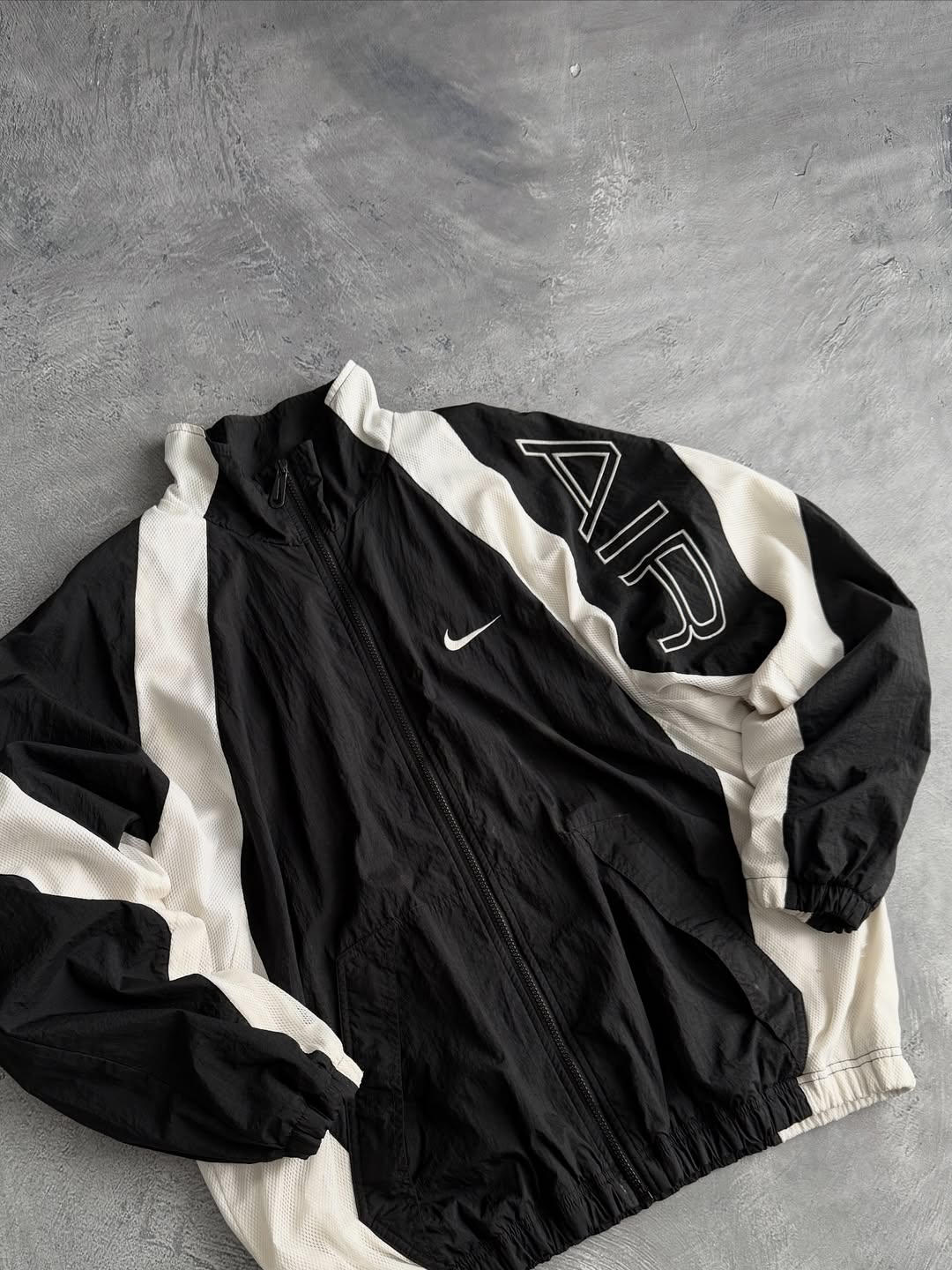 Nike Retro Windbreaker Jacket