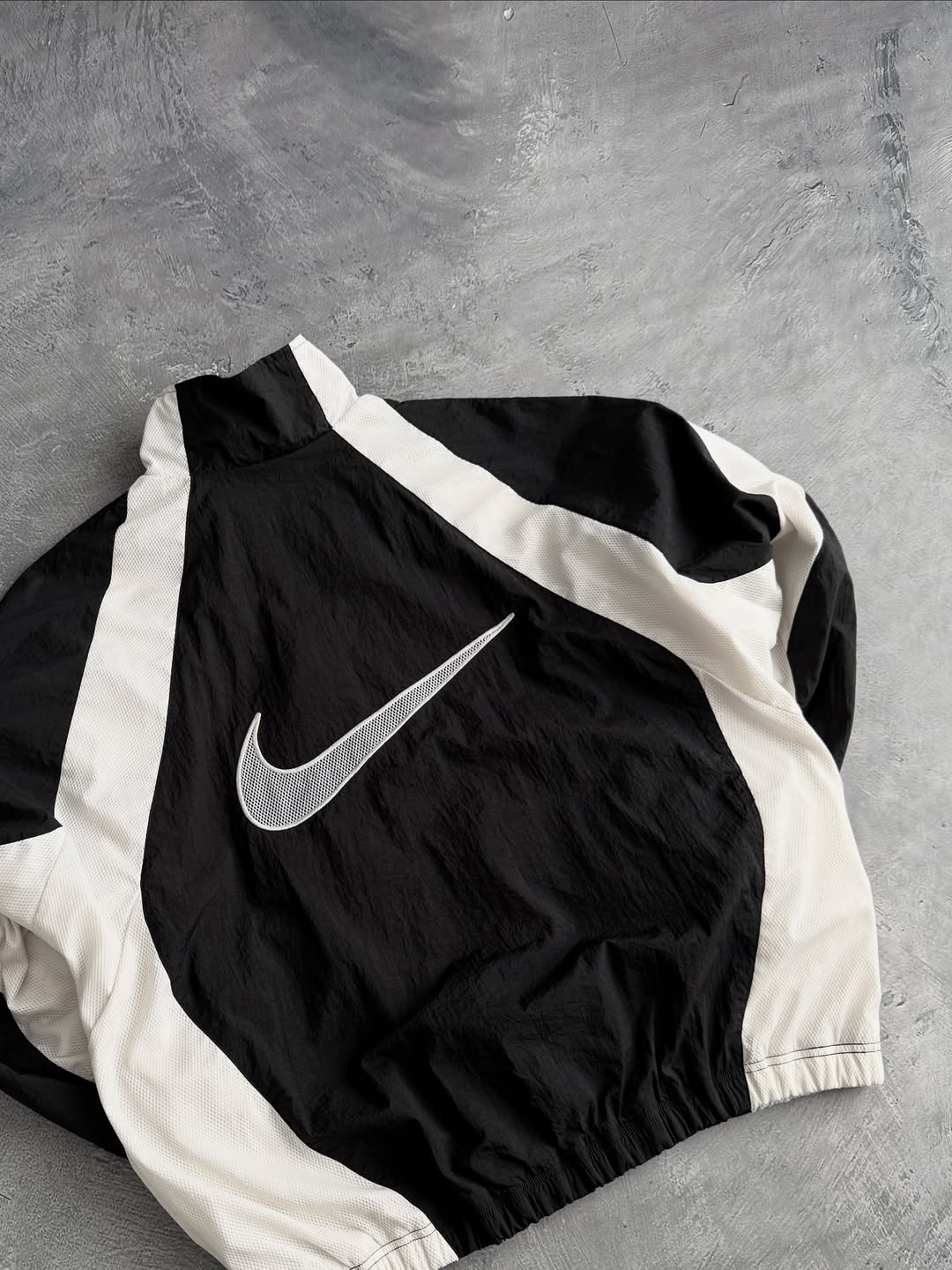 Nike Retro Windbreaker Jacket