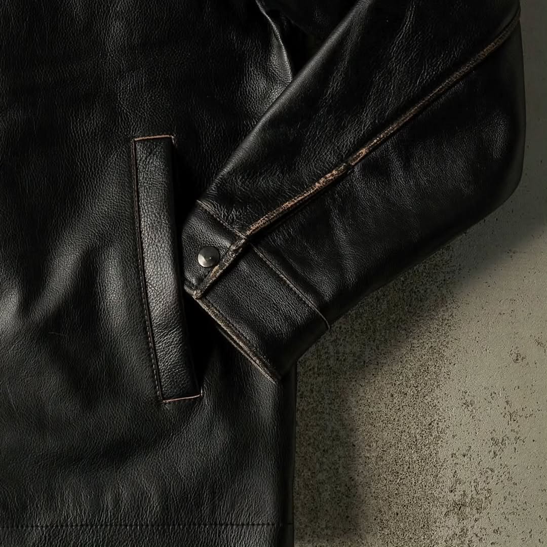 Vintage-Inspired Boxy Leather Jacket