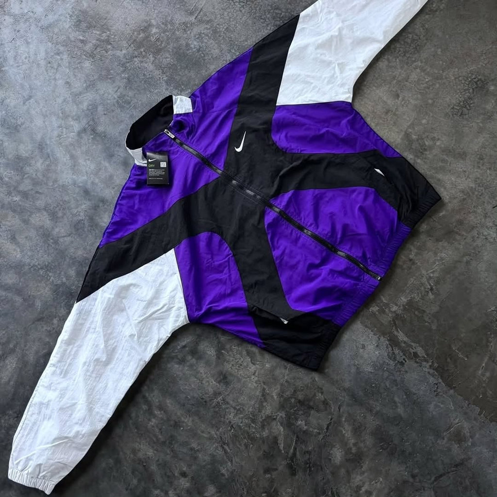 Light weight full-zip Nike track jacket