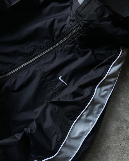 The Black & Grey Retro Piping Windbreaker